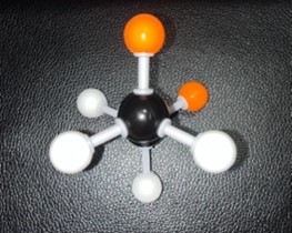 Molecular model of the Newman projection in Staggered Gauche.