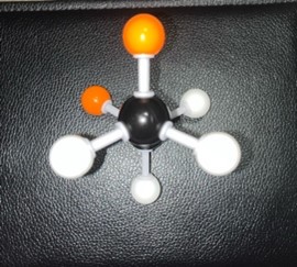 Molecular model of the Newman projection in Staggered Gauche